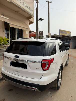 Ford Explorer 2017 image 3