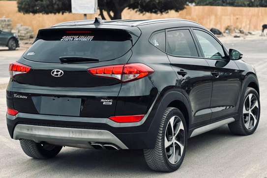 Hyundai Tucson 2018 AWD image 4