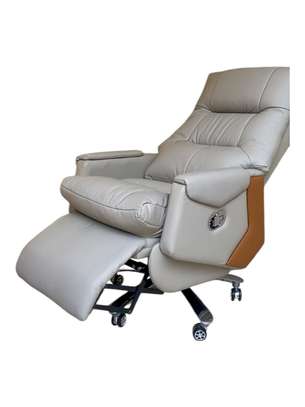 Chaise présidentielle 100% cuir image 4