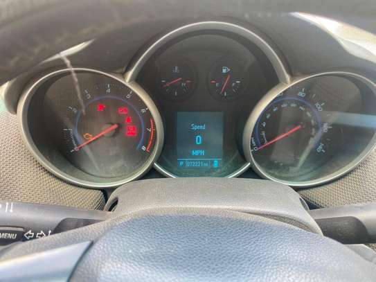 Chevrolet Cruze 2012 image 3