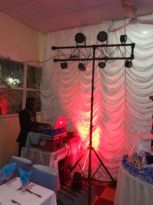 Systeme de sonorisation PEAVEY et jeux de lumières image 2
