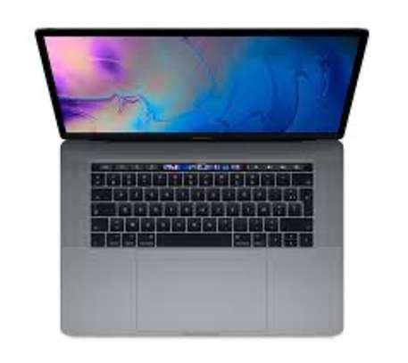MacBook Pro Touch Bar i5 2019 image 2