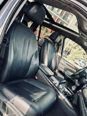 BMW X5 année 2016 image 9