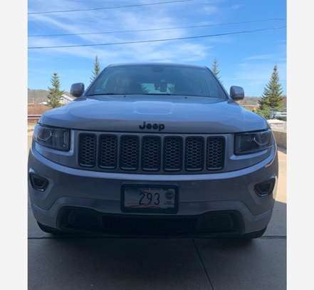 Jeep Grand Cherokee image 1