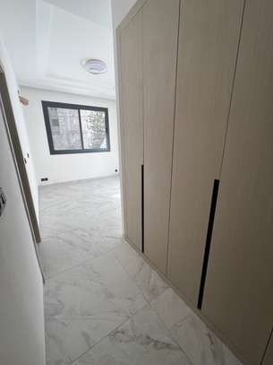 Bel appartement F4 à louer à Fann Mermoz image 11