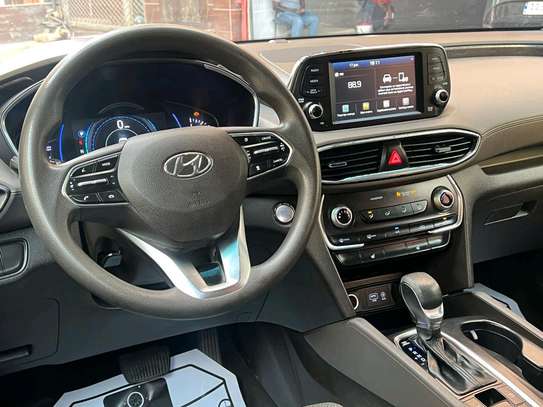 Hyundai Santafe 2019 image 7