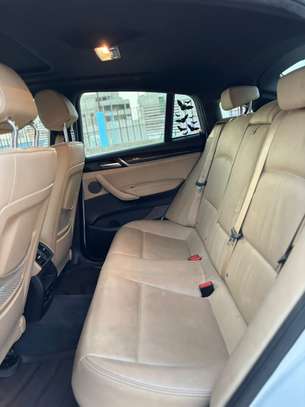 2018 BMW X4 XDRIVE FULL OPTION image 4