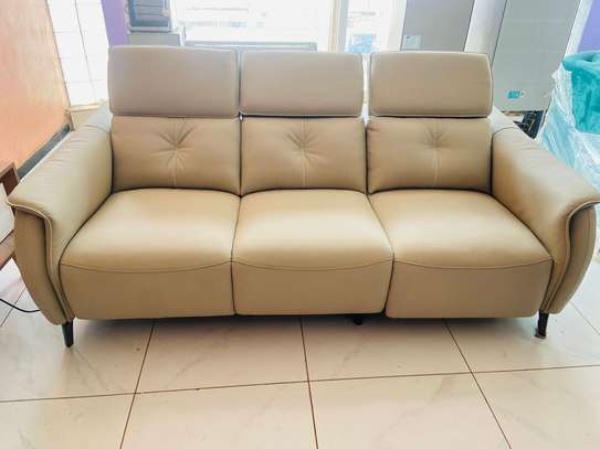 Canapé relax 3 places cuir beige électrique image 2
