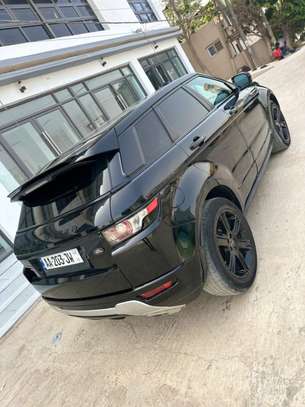 Range rover évoque image 2