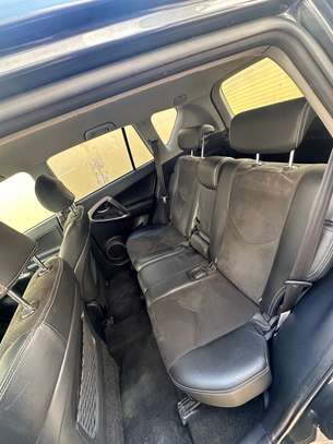 Toyota Rav 4 a louer image 8