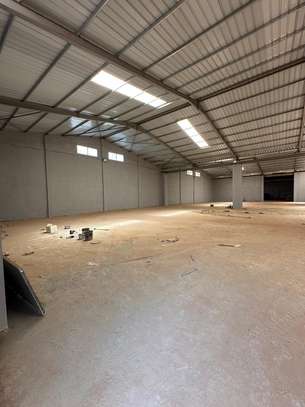 hangar à louer à diamnadio image 6