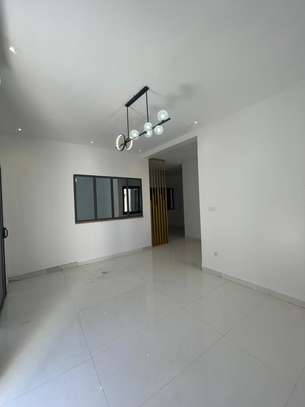 Appartement F4 Neuf à vendre aux Mamelles image 3