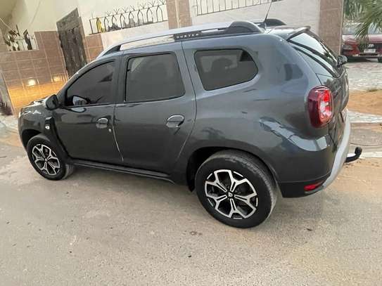 RENAULT DUSTER 2018 image 8