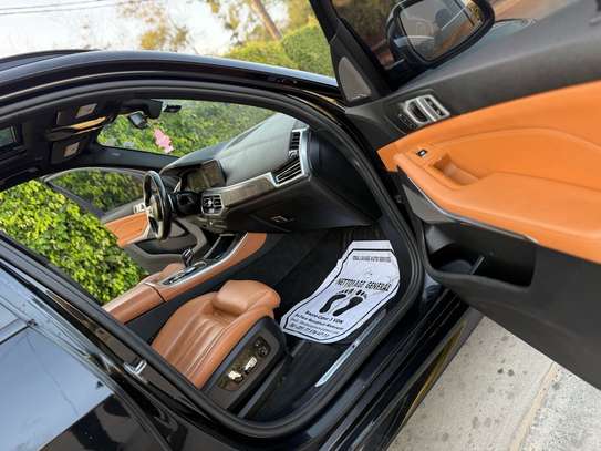Bmw x5 2019 image 6