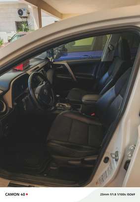 LOCATION TOYOTA RAV 4 HYBRIDE image 6