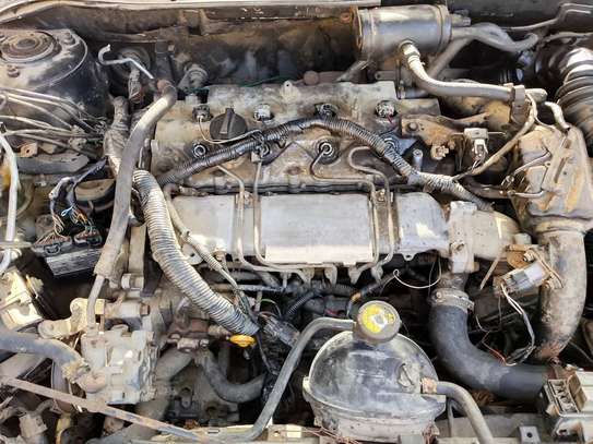 Toyota Avensis liftback 2008 image 5
