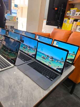 MacBook Air M1 image 5