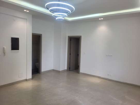 Studio à louer par mois image 6