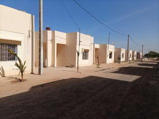 Jolies villas à vendre à BAMBILOR cité CDC image 3