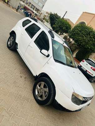 Renault duster 2015 image 2