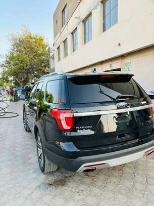 Ford Explorer Limited 2017 image 15