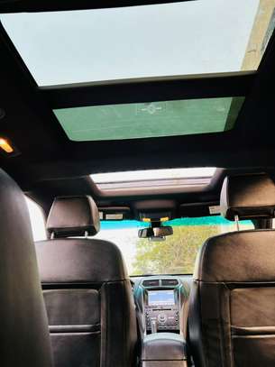 Ford Explorer Limited 2017 image 10
