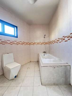 Appartement F4 à louer à Amitié 03 image 10