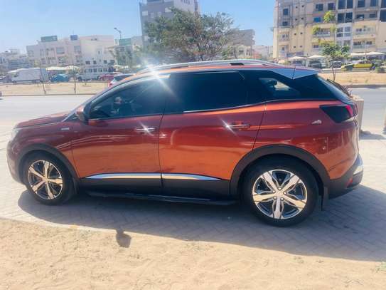 PEUGEOT 3008 2018 image 8