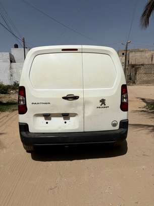 Peugeot Partener 2020 image 9
