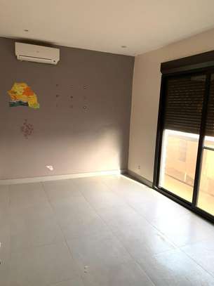 Appartement a louer a Ngor image 4