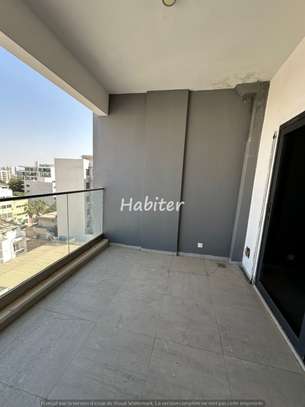 Appartement à louer au point E image 2