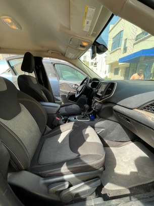 Jeep Cherokee Limited edition image 2