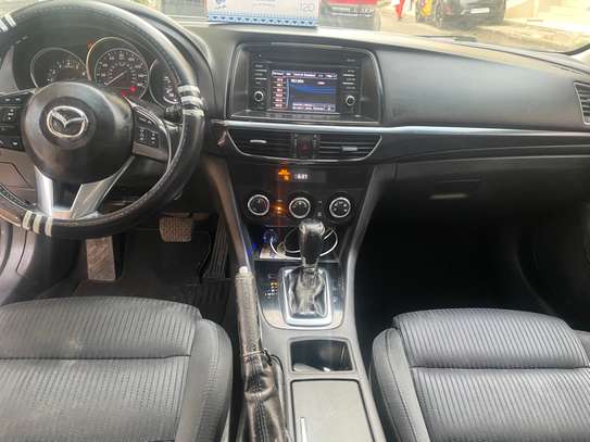 Mazda serie 6 image 12