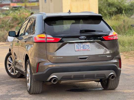 FORD EDGE TITANIUM 2019 image 5