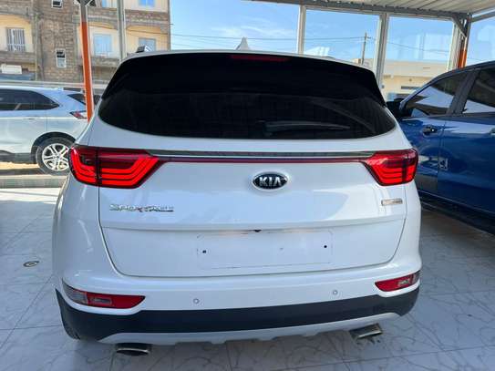 Kia Sportage image 6