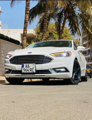 Ford Fusion image 5