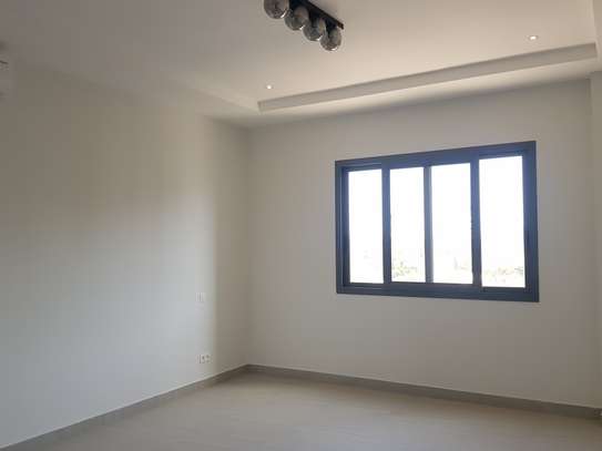 Joli et lumineux appartement F4 aux Mamelles image 6