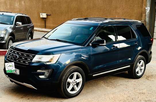 Location Ford Explorer image 3