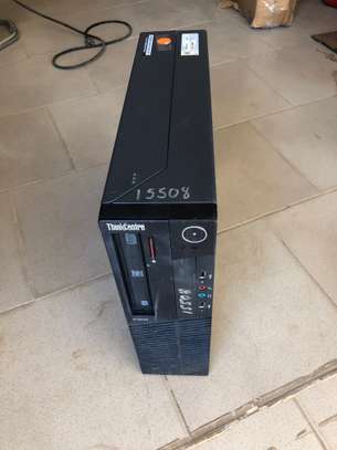 UC Lenovo thinkcentre  Core i5/4g (sans disk) image 1