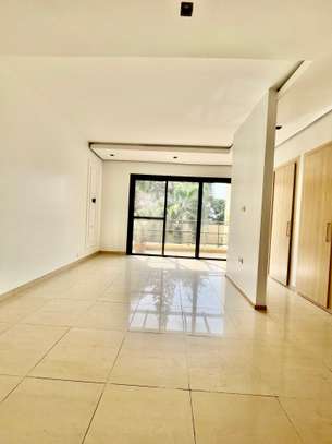 Villa R+1 à louer à Fann Residence image 14