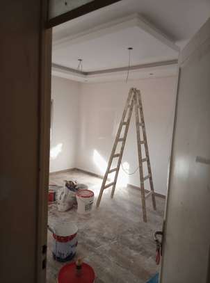 F4 À LOUER image 7