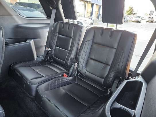 Ford explorer platinium image 5