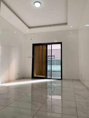 Bel appartement aux Almadies image 5
