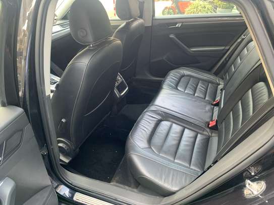 Volkswagen Passat 2018 image 3