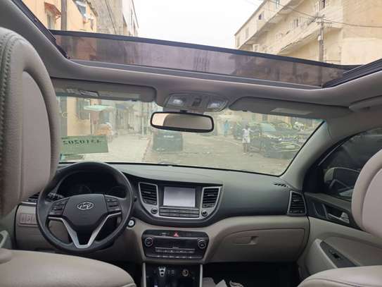 Hyundai Tucson full options image 4