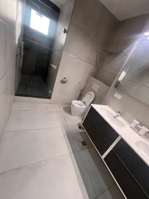 Apt F4 vue mer jamais habité à Ngor Almadies image 9