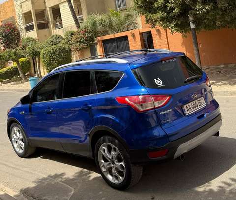 Ford Escape Titanium image 5