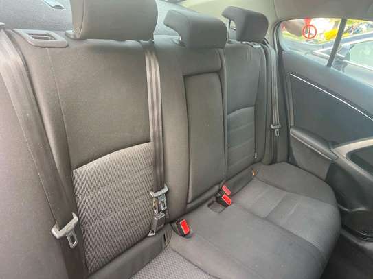 Toyota Avensis 2016 image 1