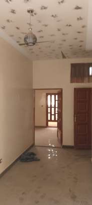 APPARTEMENT 2 CHAMBRES SALON A KEUR MASSAR image 3