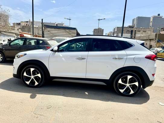 HYUNDAI TUCSON ULTIMATE 2019 image 6